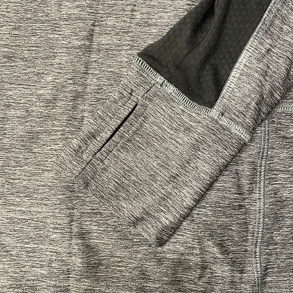 C9 Champion half zip with ruching thumb holes and back pocket - Picture 2 of 4